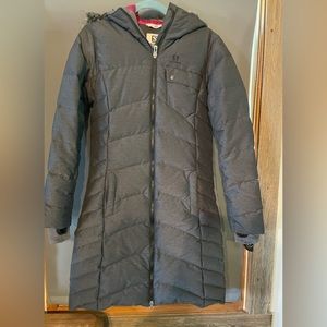 Salomon long down puffy like new